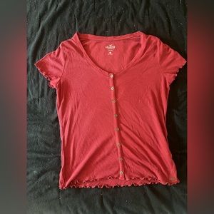Hollister ruffled sleeve t-shirt